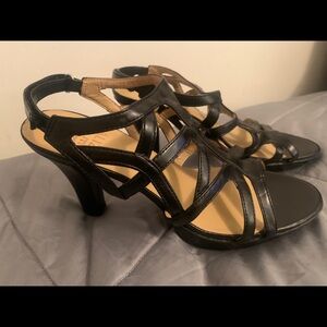 Naturalizer- Danya Size 9 wide